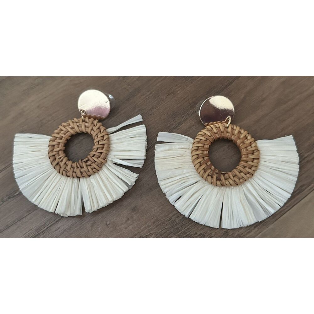 Boho Raffia Fringe Earrings Woven Rattan Hoop Cream Tassel Statement Earrings